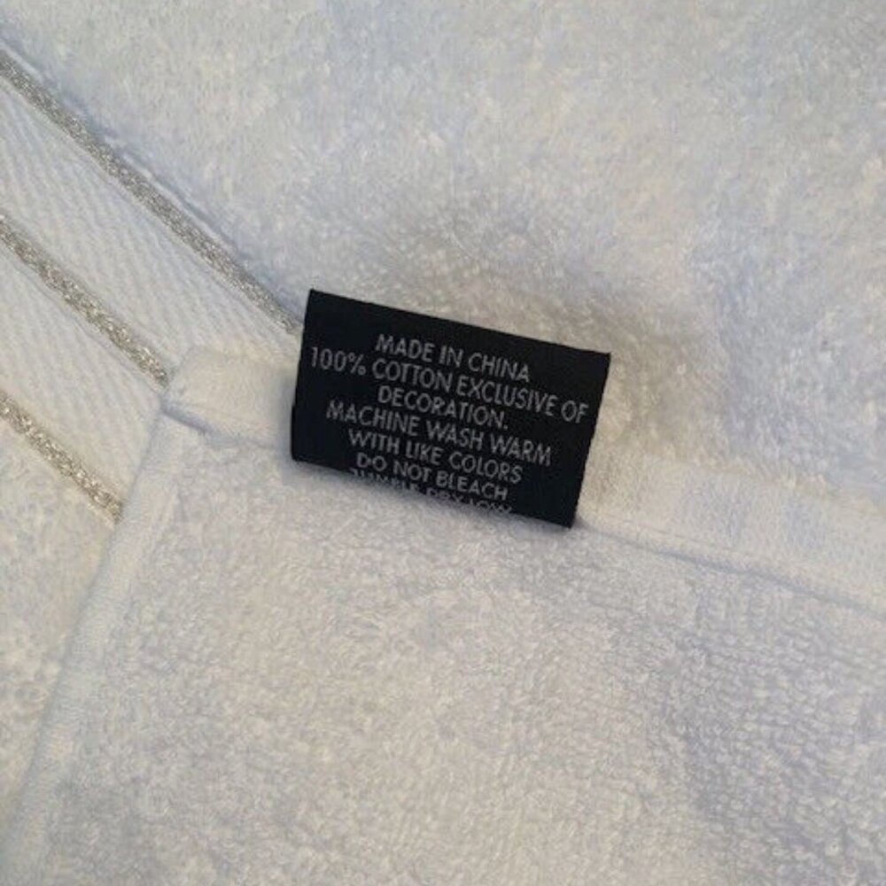 Tahari Home White Sparkly Accent Bathroom Bath Towel White Gold Stripes 30x54 - Picture 4 of 6